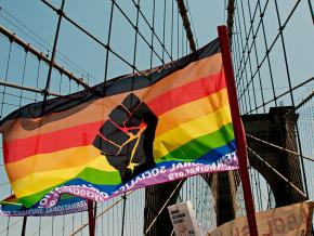 Socialists on the march across the Brooklyn Bridge